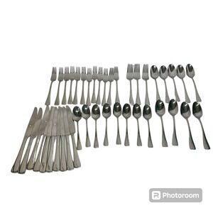 42 Pcs. Oneida VOSS Glossy Dinner /Salad Forks & Teaspoons Stainless Flatware NM